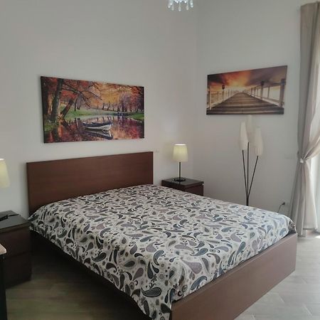 Maison Lumiere Салерно Екстериор снимка