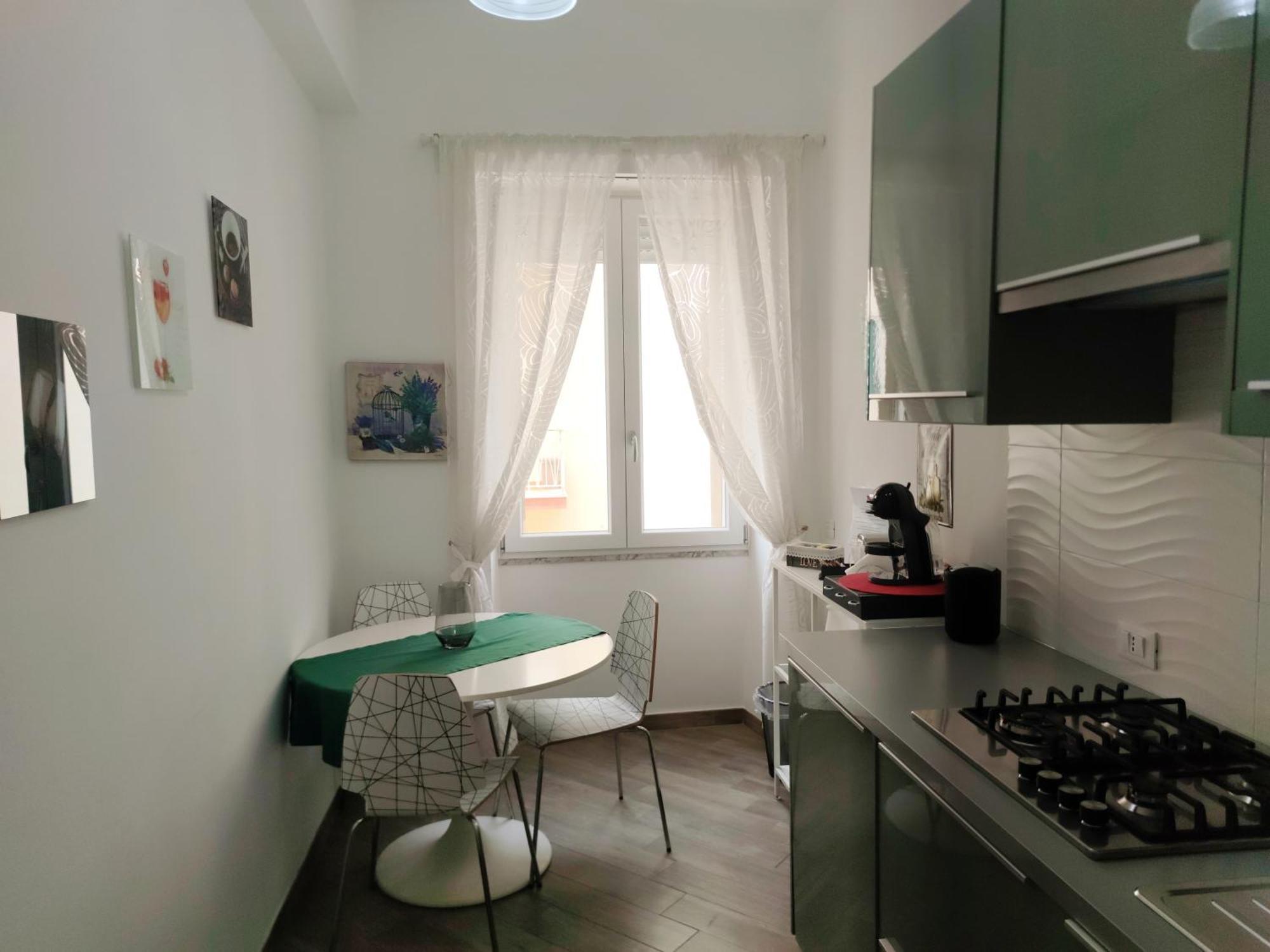 Maison Lumiere Салерно Екстериор снимка