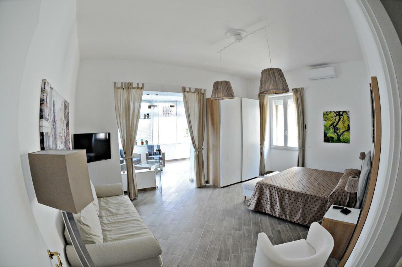 Maison Lumiere Салерно Екстериор снимка